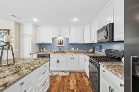2790 S Shore Drive Prior Lake MN 55372