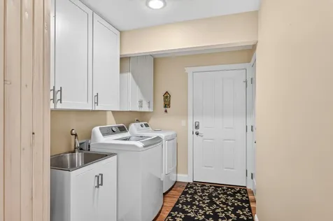 2790 S Shore Drive Prior Lake MN 55372