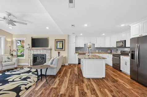 2790 S Shore Drive Prior Lake MN 55372