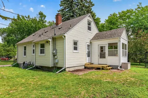 3857 Zane Avenue N Robbinsdale MN 55422