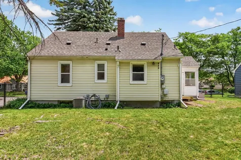 3857 Zane Avenue N Robbinsdale MN 55422