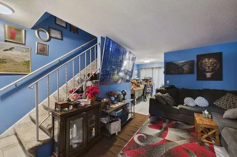 355 14th Avenue S South Saint Paul MN 55075