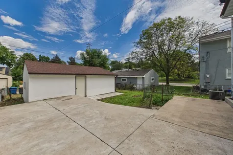 355 14th Avenue S South Saint Paul MN 55075