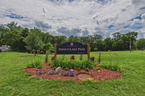 355 14th Avenue S South Saint Paul MN 55075