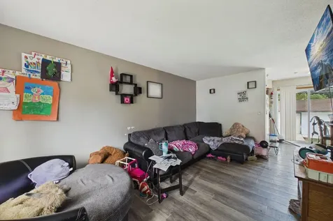 355 14th Avenue S South Saint Paul MN 55075