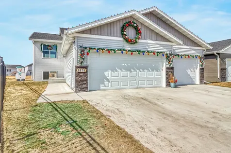 6879 67th Street S Horace ND 58047