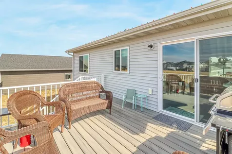 6879 67th Street S Horace ND 58047