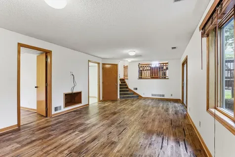2287 Snowshoe Lane E Maplewood MN 55119