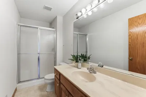2287 Snowshoe Lane E Maplewood MN 55119
