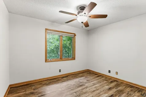 2287 Snowshoe Lane E Maplewood MN 55119