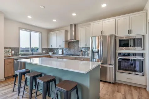 5036 Airlake Draw Woodbury MN 55129