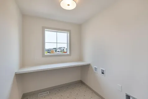 5036 Airlake Draw Woodbury MN 55129