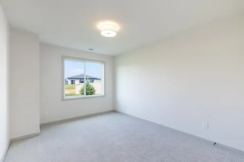 5036 Airlake Draw Woodbury MN 55129