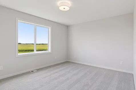 10115 Blackmoor Road Woodbury MN 55129