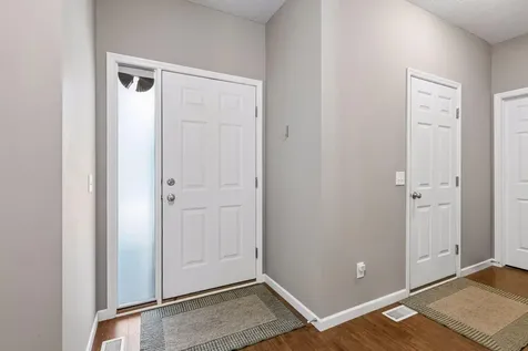 3165 Doneene Lane Eagan MN 55121