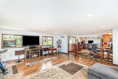 5548 130th Street W Faribault MN 55021