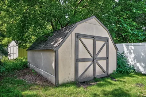 2041 W 65th Street Excelsior MN 55331