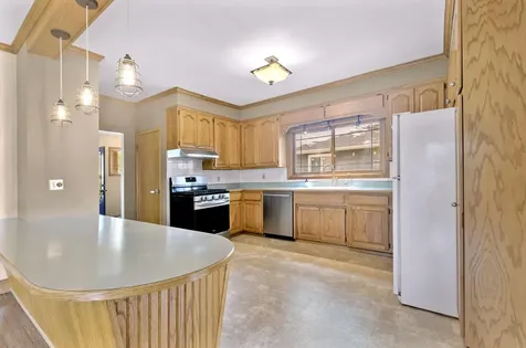 157 Bates Avenue Saint Paul MN 55106