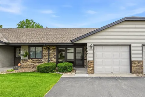 540 Auburn Place NW Elk River MN 55330
