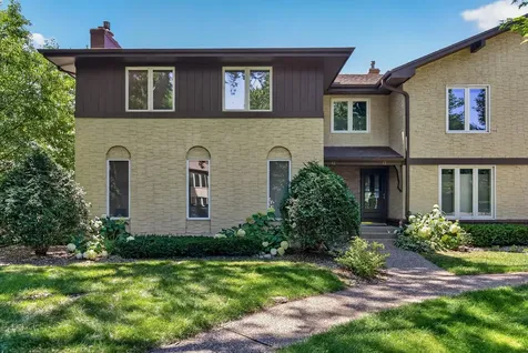 1870 Eagle Ridge Drive Mendota Heights MN 55118