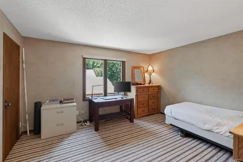 1870 Eagle Ridge Drive Mendota Heights MN 55118