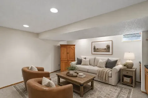 1870 Eagle Ridge Drive Mendota Heights MN 55118