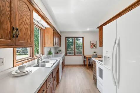 1870 Eagle Ridge Drive Mendota Heights MN 55118