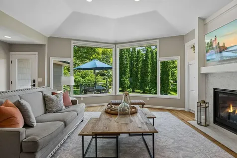 6641 Parkwood Road Edina MN 55436