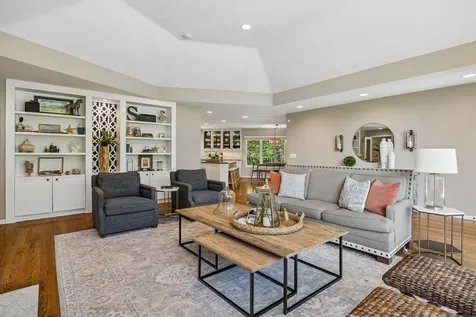 6641 Parkwood Road Edina MN 55436