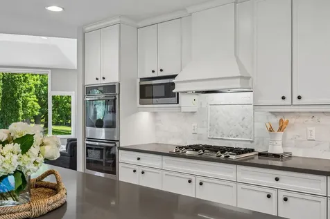 6641 Parkwood Road Edina MN 55436