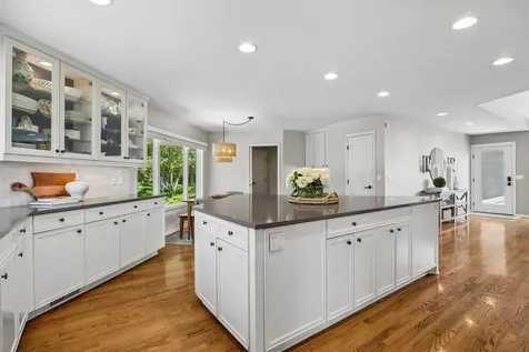 6641 Parkwood Road Edina MN 55436