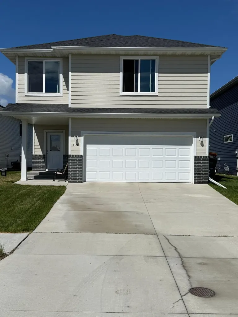 401 7th Street E Horace ND 58047