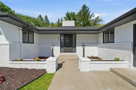 2882 Rice Creek Terrace New Brighton MN 55112