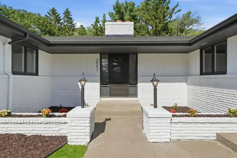 2882 Rice Creek Terrace New Brighton MN 55112