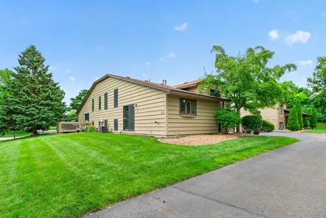 3984 Orchid Lane N Plymouth MN 55446