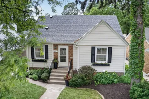 4247 Zenith Avenue N Robbinsdale MN 55422