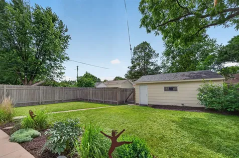 4247 Zenith Avenue N Robbinsdale MN 55422