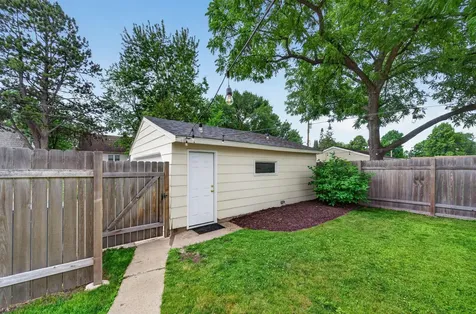 4247 Zenith Avenue N Robbinsdale MN 55422