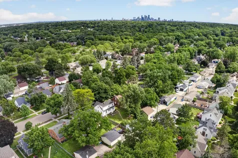 4247 Zenith Avenue N Robbinsdale MN 55422