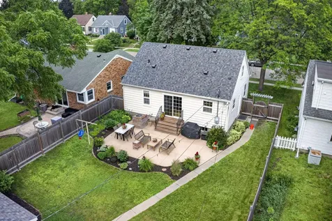 4247 Zenith Avenue N Robbinsdale MN 55422