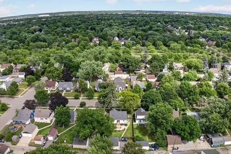 4247 Zenith Avenue N Robbinsdale MN 55422