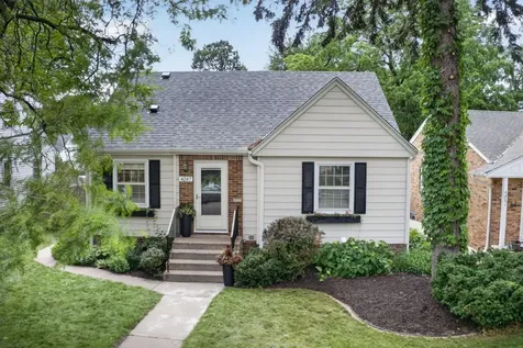 4247 Zenith Avenue N Robbinsdale MN 55422