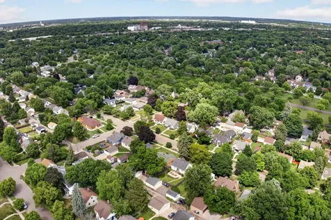 4247 Zenith Avenue N Robbinsdale MN 55422