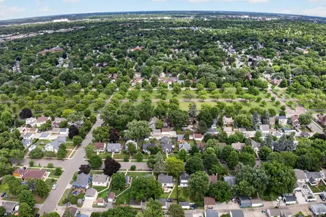 4247 Zenith Avenue N Robbinsdale MN 55422