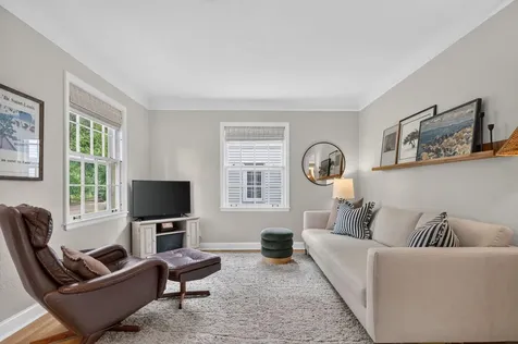4247 Zenith Avenue N Robbinsdale MN 55422