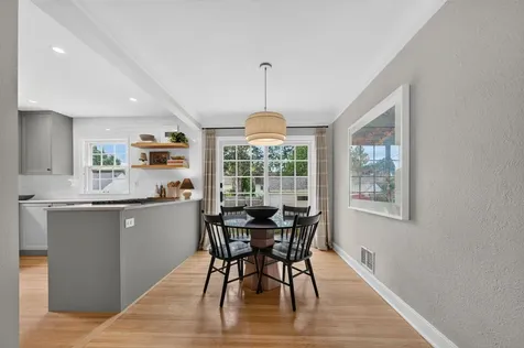 4247 Zenith Avenue N Robbinsdale MN 55422