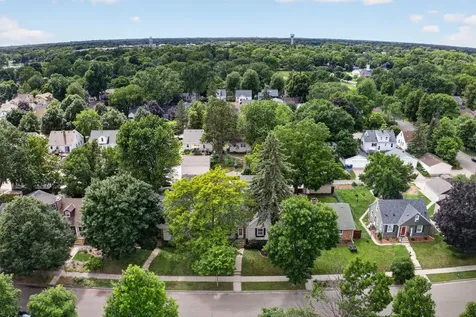 4247 Zenith Avenue N Robbinsdale MN 55422