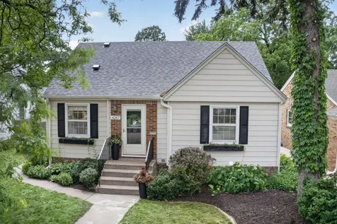 4247 Zenith Avenue N Robbinsdale MN 55422