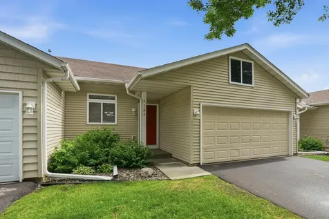 4104 Jarmann Lane Shakopee MN 55379