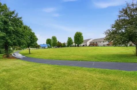 4104 Jarmann Lane Shakopee MN 55379